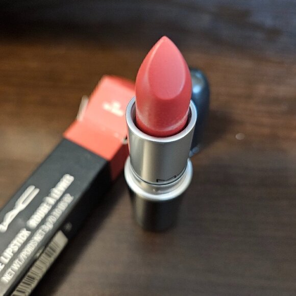 Mac LUSTREGLASS SHEER-SHINE LIPSTICK in See Sheer - Picture 1 of 7